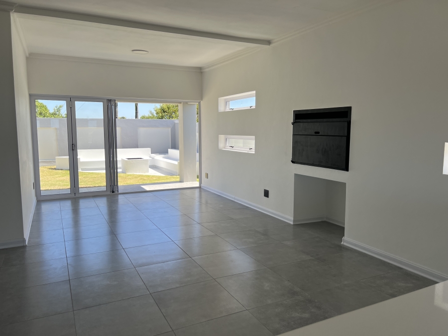 3 Bedroom Property for Sale in Aston Bay Eastern Cape